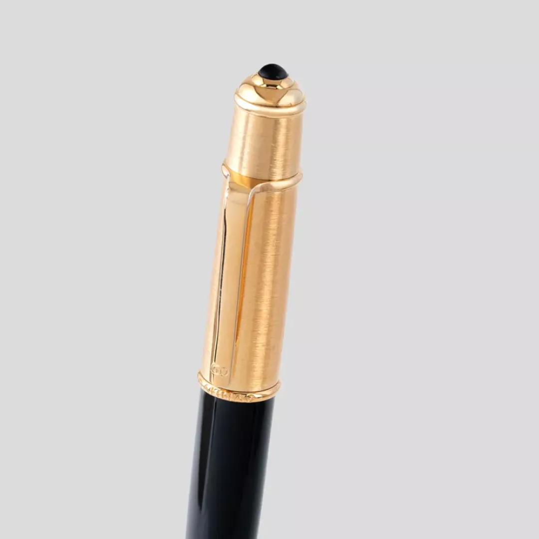 قلم الدهنج ذهبي أسود D1055 من ماركة DAHNAG - أكسيك Axeek