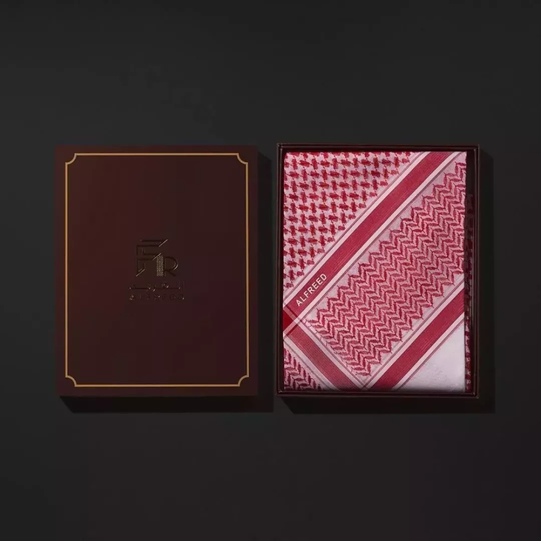 شماغ الفريد احمر اكسترا S649 من ماركة alfred - أكسيك Axeek