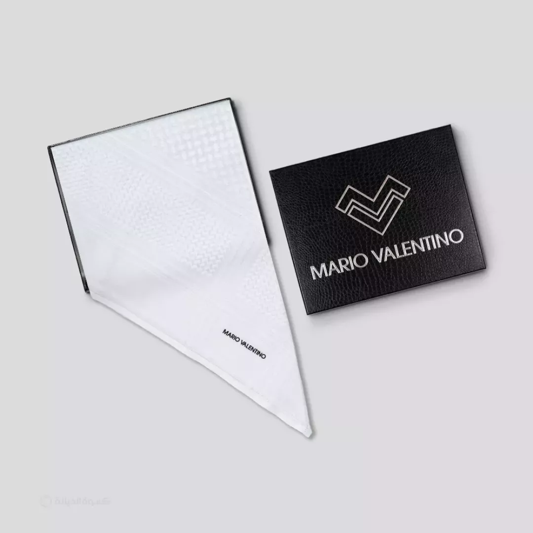 شماغ ماريو فالنتينو أبيض OM MV1 من ماركة MARIO VALENTINO - أكسيك Axeek