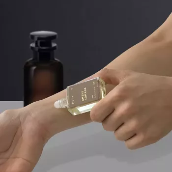 عطر عنبر نوماد مركز للجنسين بايدف U72