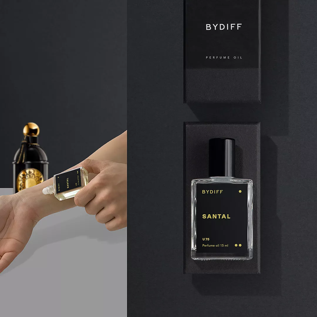 عطر سانتال مركز للجنسين بايدف U75 من ماركة BYDIFF - أكسيك Axeek