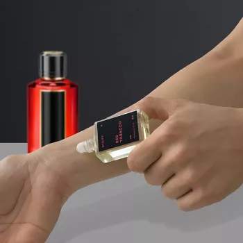 عطر رد توباكو مركز للجنسين بايدف U81