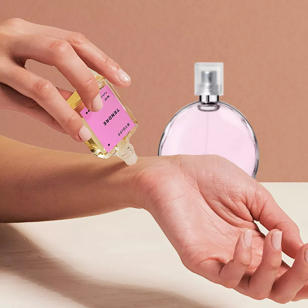 عطر تيندر مركز للنساء بايدف W37 من ماركة BYDIFF - أكسيك Axeek