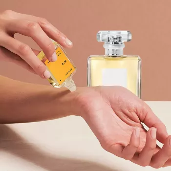 عطر N°5 مركز للنساء بايدف W38