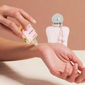 عطر ديلينا مركز للنساء بايدف W42