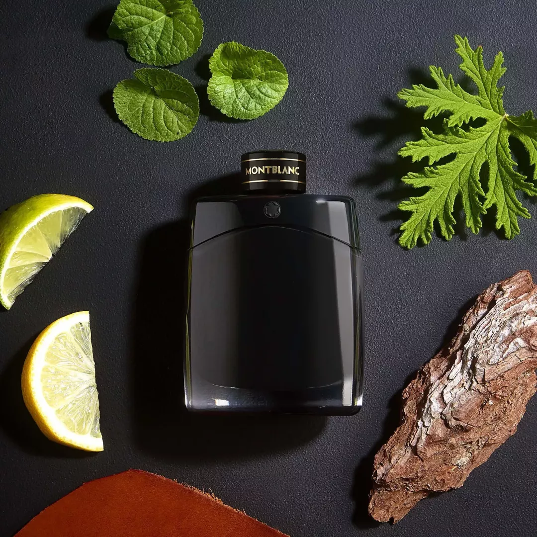 عطر مونت بلانك ليجند - او دو بارفيوم للرجال 100 مل من ماركة Mont Blanc - أكسيك Axeek