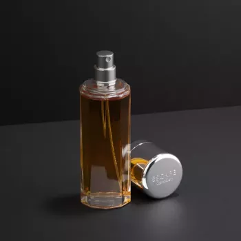 عطر كالفن كلاين ايسكيب ومن - أو دي بارفيوم للنساء 100مل