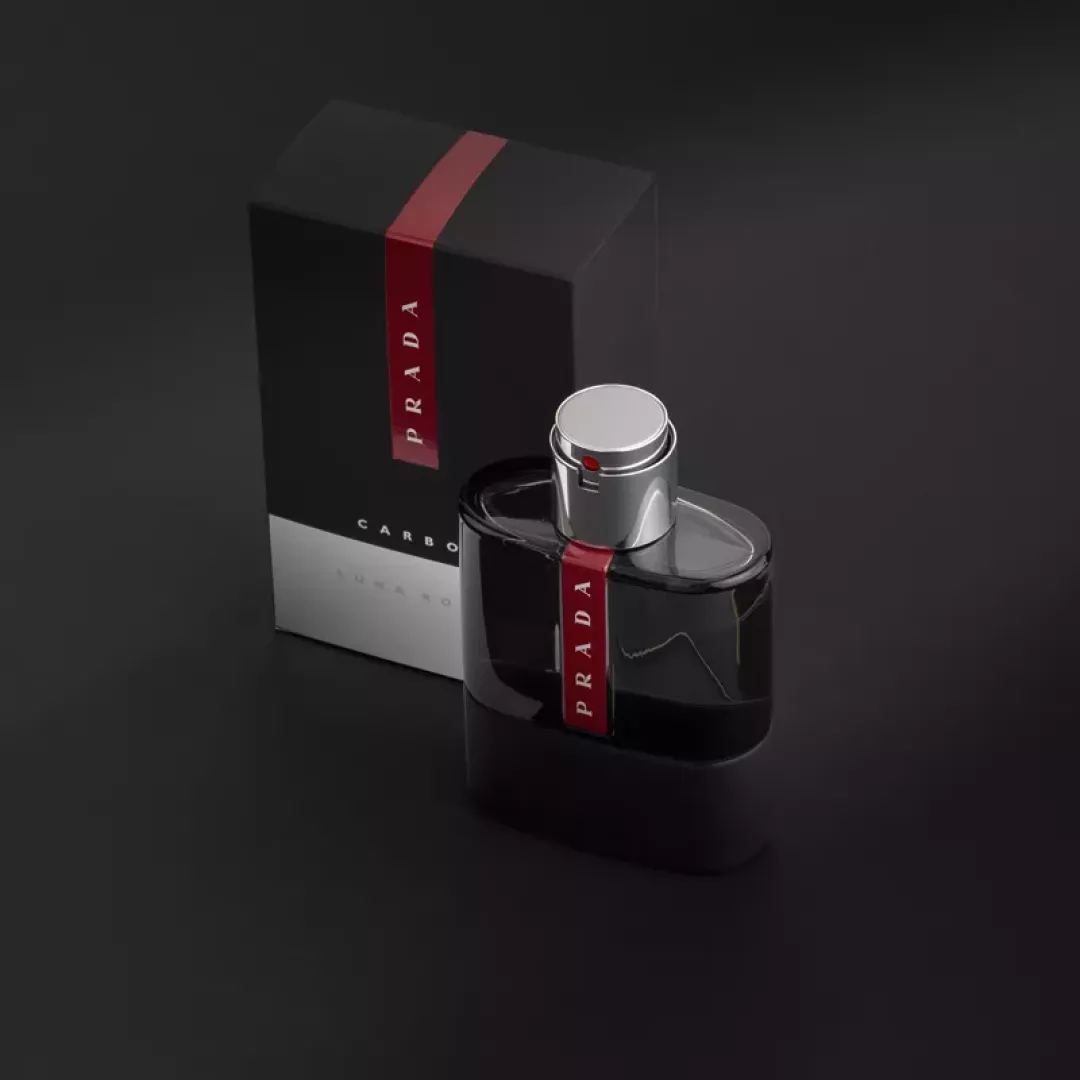 عطر برادا لونا روسا كاربون بور هوم - أو دي تواليت للرجال 100 مل من ماركة PRADA - أكسيك Axeek