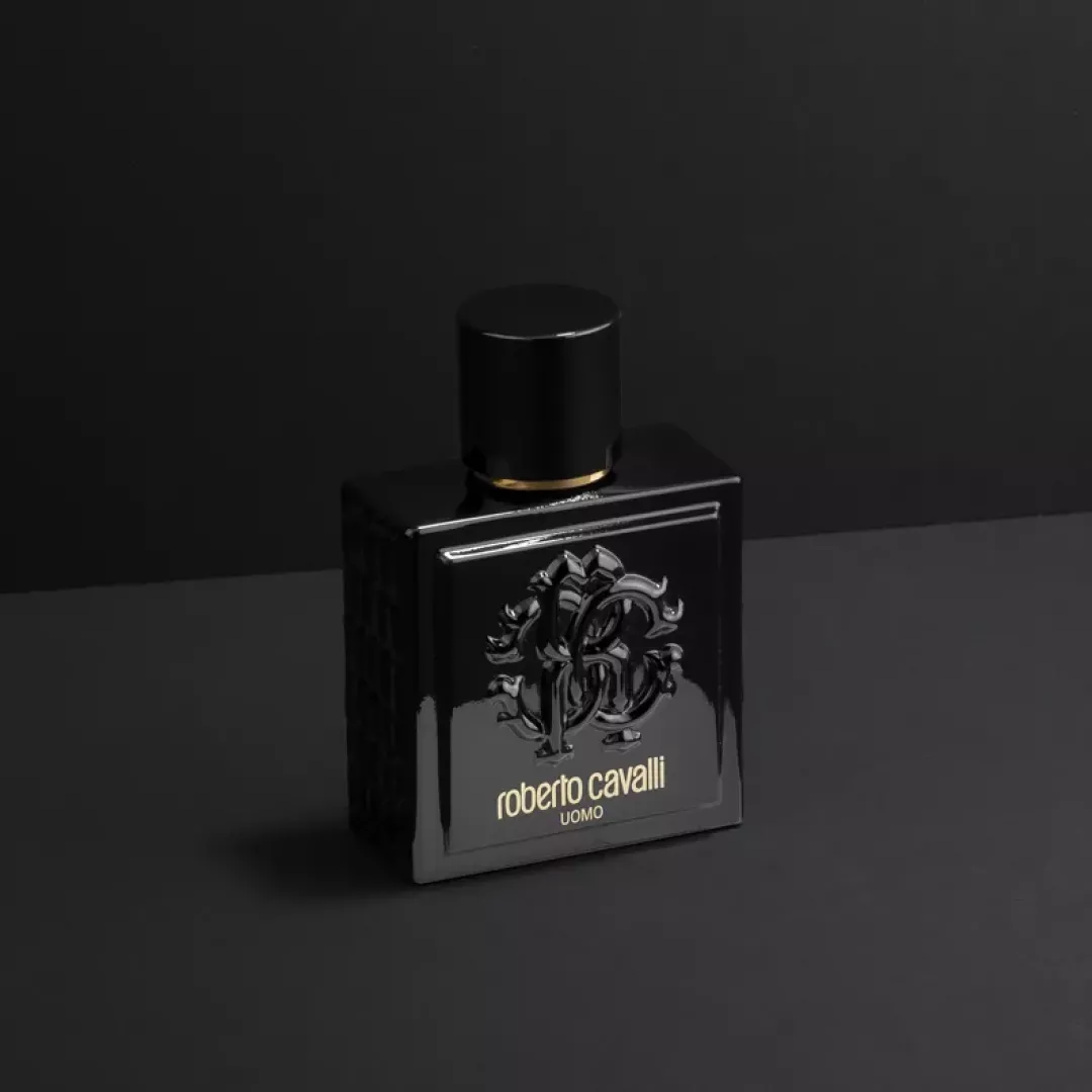 عطر روبرتو كافالي اومو - أو دي تواليت للرجال 100 مل من ماركة Roberto Cavalli - أكسيك Axeek