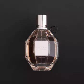 عطر فيكتور أند رولف فلاور بمب - أو دي بارفيوم للنساء 100 مل