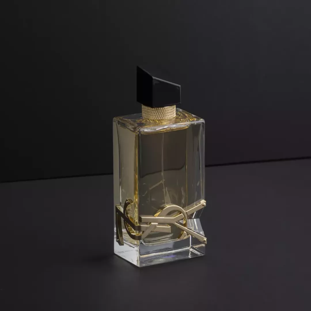 عطر ايف سان لوران ليبر للنساء 90 مل من ماركة Yves Saint Laurent - أكسيك Axeek