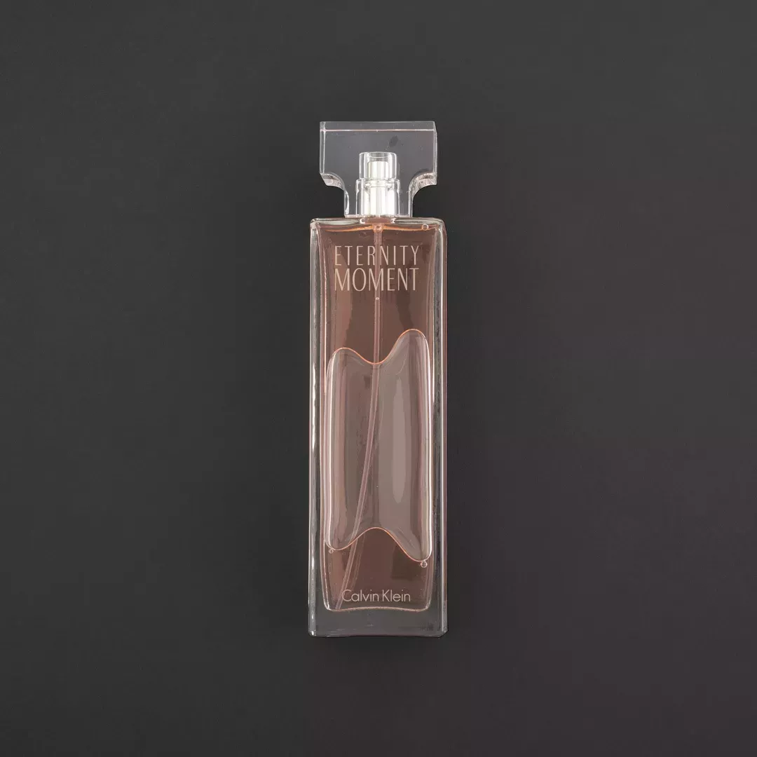 عطر كالفين كلاين اتيرنتي مومنت - أو دي بارفيوم للنساء 100 مل من ماركة Calvin Klein - أكسيك Axeek
