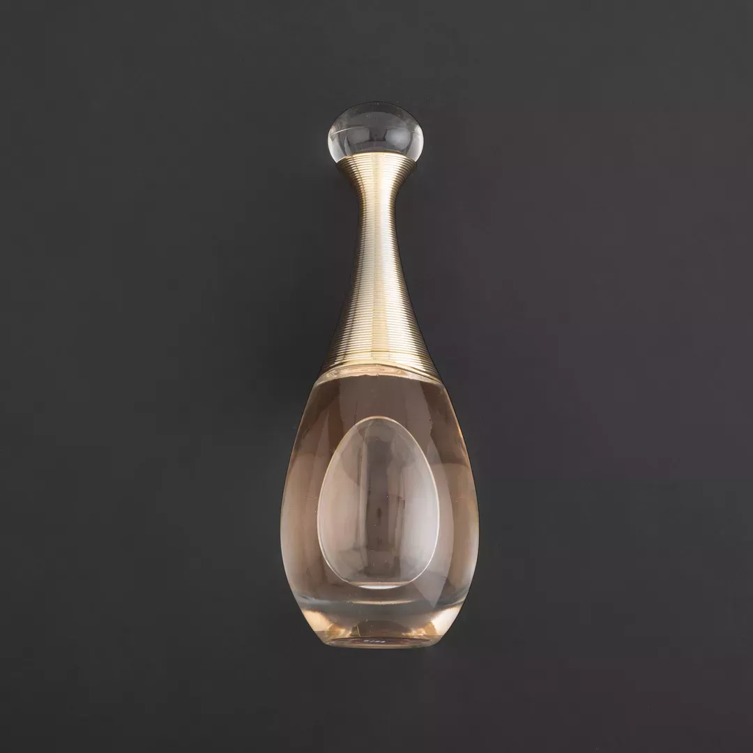 عطر كريستيان ديور جادور - أو دي بارفيوم للنساء 100 مل من ماركة Dior - أكسيك Axeek