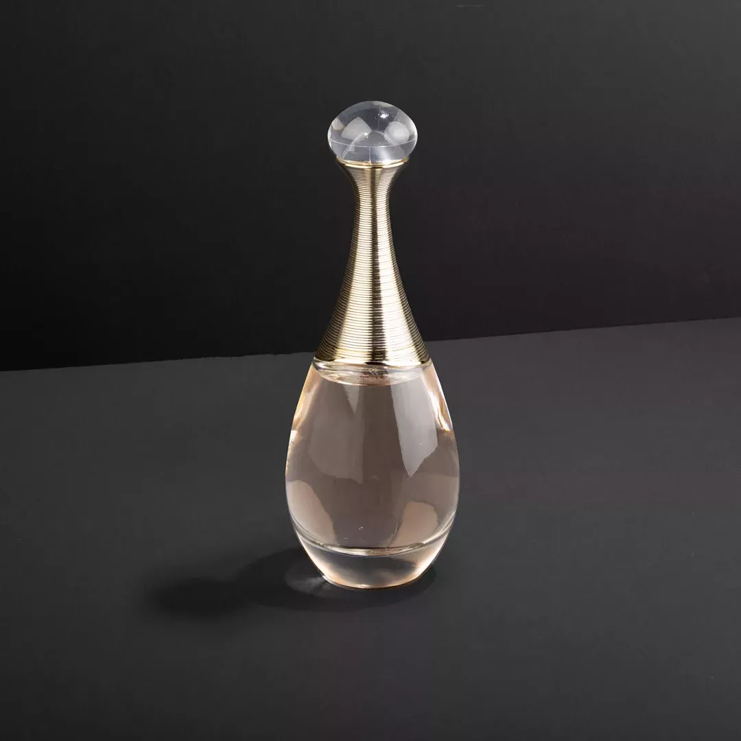 عطر كريستيان ديور جادور - أو دي بارفيوم للنساء 100 مل من ماركة Dior - أكسيك Axeek