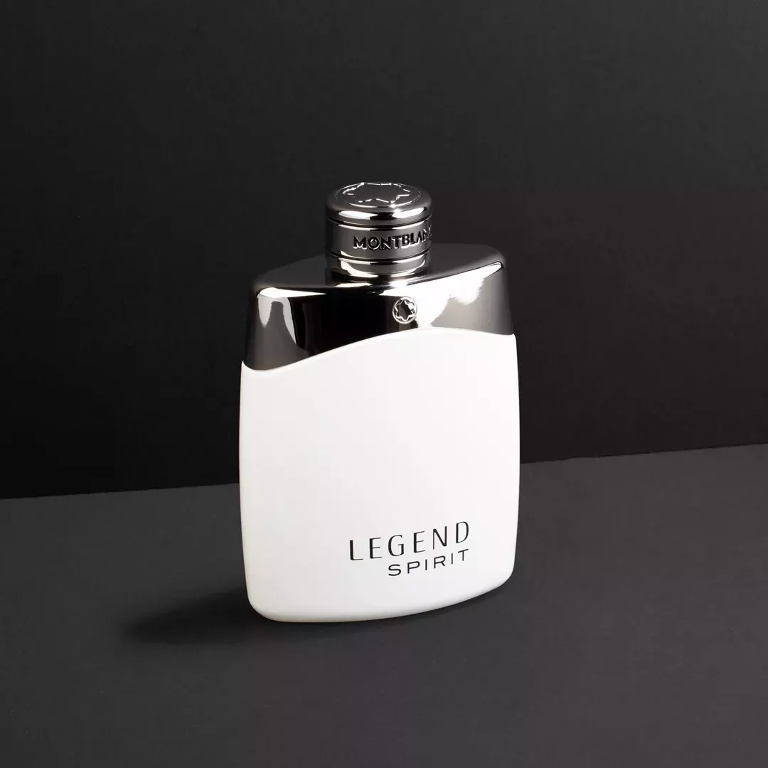 عطر مونت بلانك ليجند سيبيرت - أو دي تواليت للرجال 100 مل من ماركة Mont Blanc - أكسيك Axeek