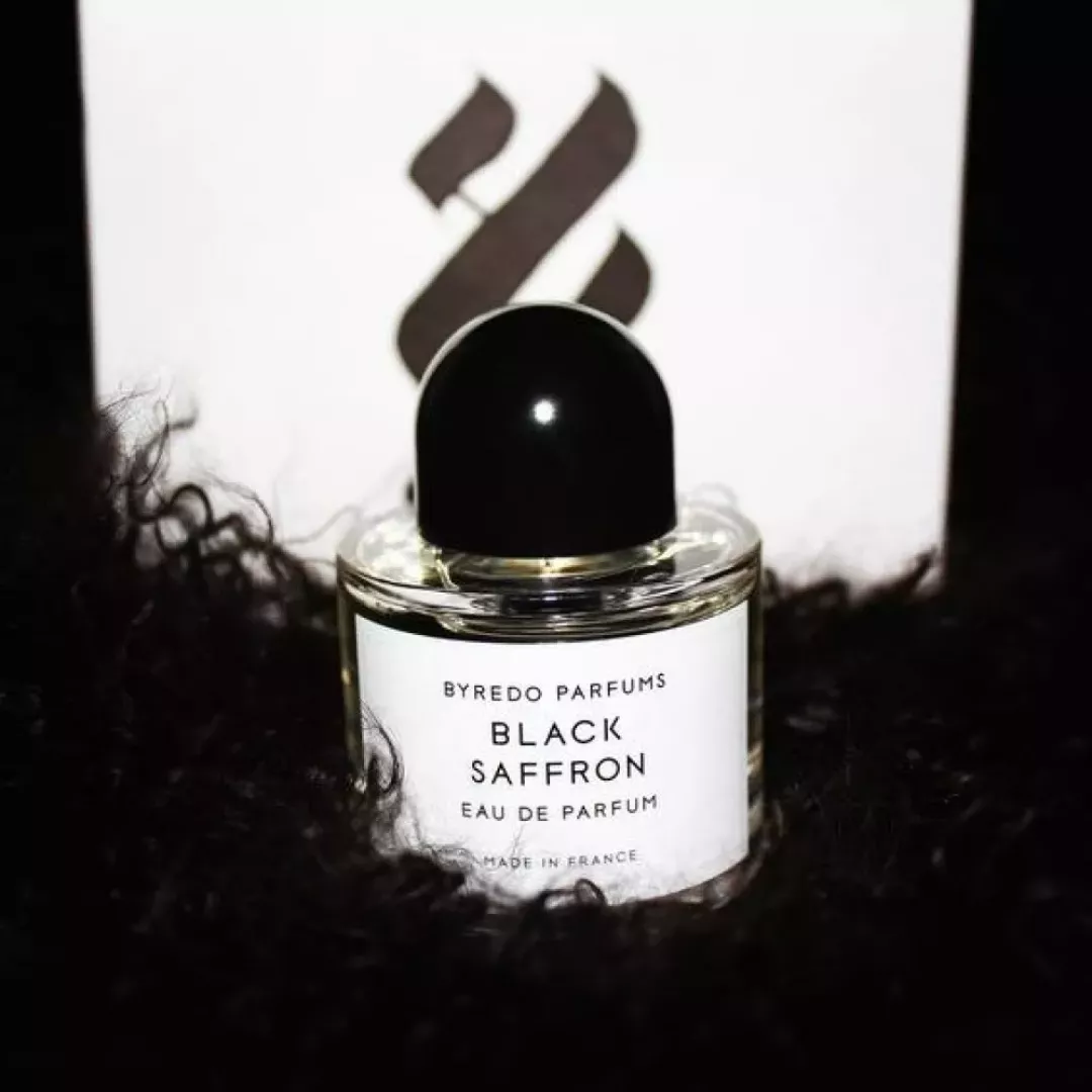 عطر بايريدو بلاك سافرون للجنسين 100 مل من ماركة BYREDO - أكسيك Axeek