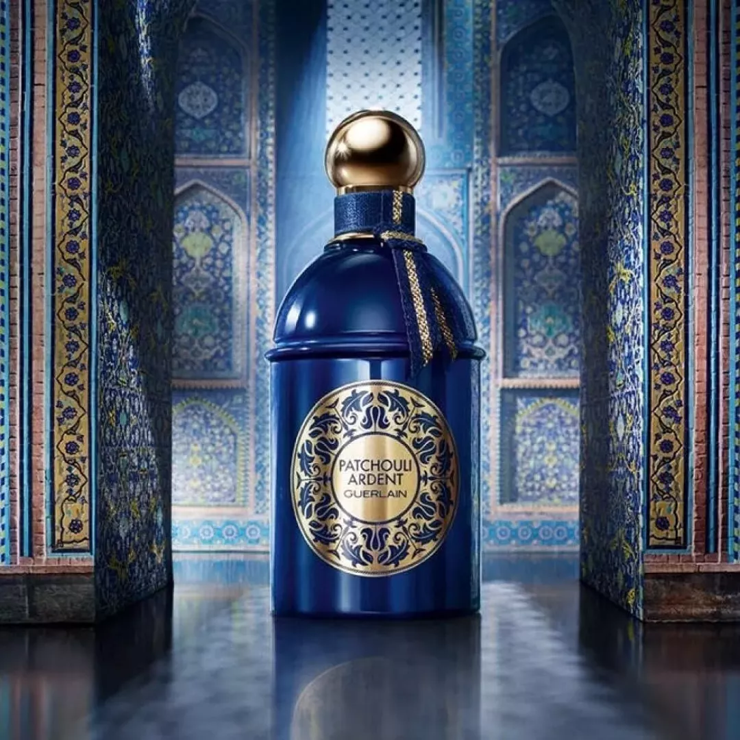 عطر جيرلان باتشولي اردنت للجنسين 125 مل من ماركة Guerlain - أكسيك Axeek
