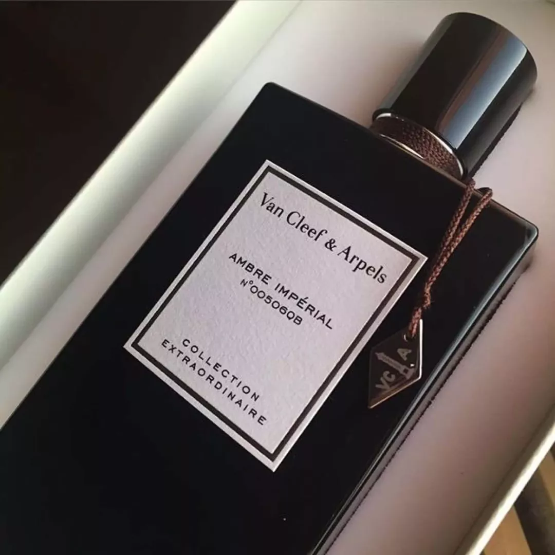 عطر فان كليف اند اربلز عمبر امبريال للجنسين 75 مل من ماركة VAN CLEEF And ARPELS - أكسيك Axeek