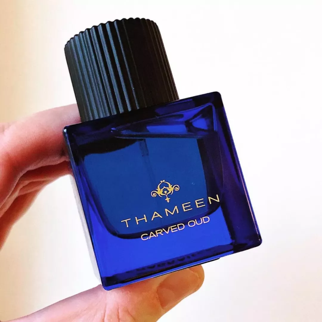 عطر ثمين كارفد عود للجنسين 50 مل من ماركة THAMEEN - أكسيك Axeek
