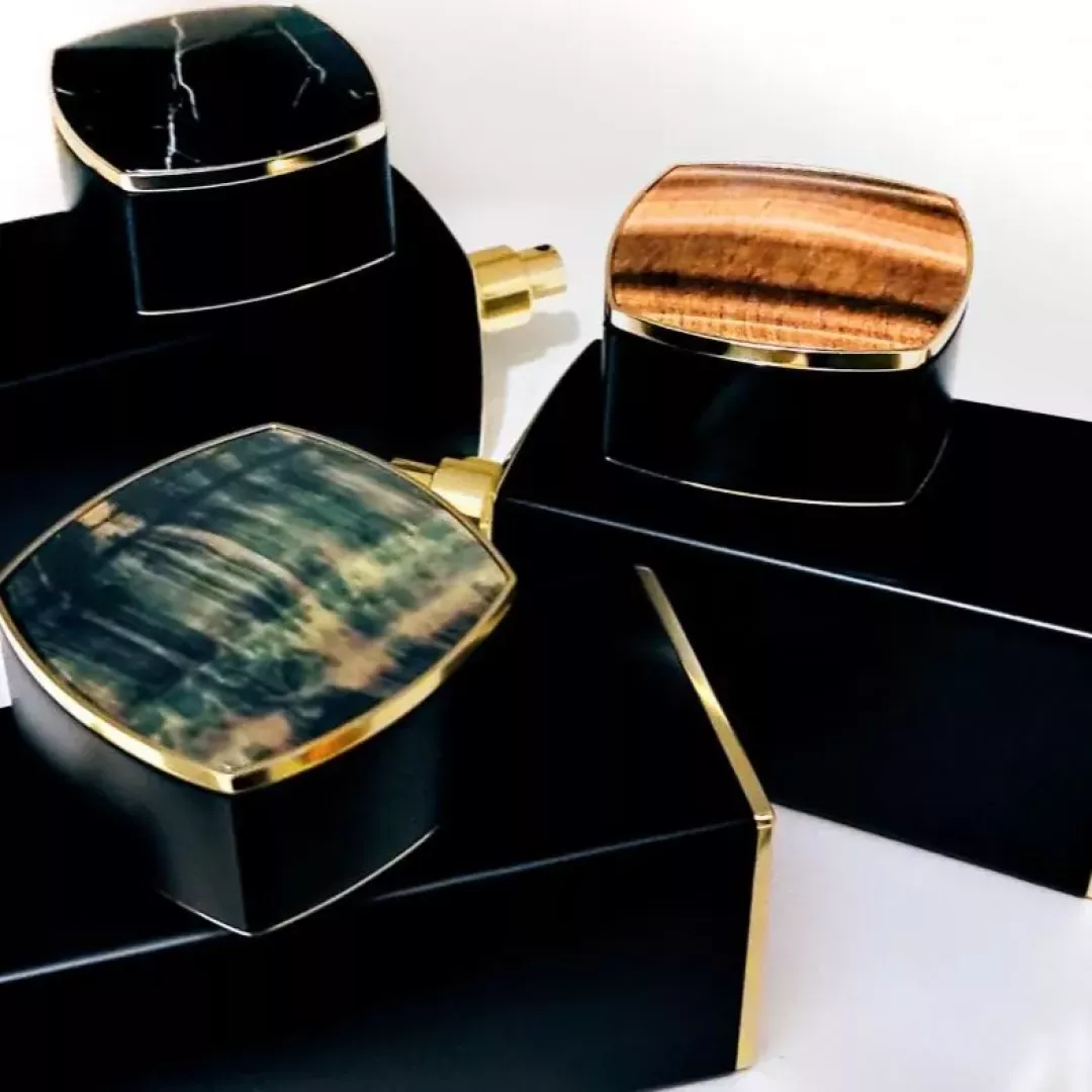 عطر بولغاري لو جيم اونيخ للرجال 100 مل من ماركة Bvlgari - أكسيك Axeek