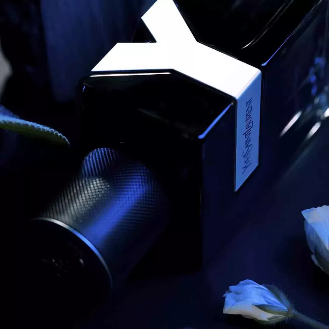عطر إيف سان لوران واي للرجال 100 مل من ماركة Yves Saint Laurent - أكسيك Axeek
