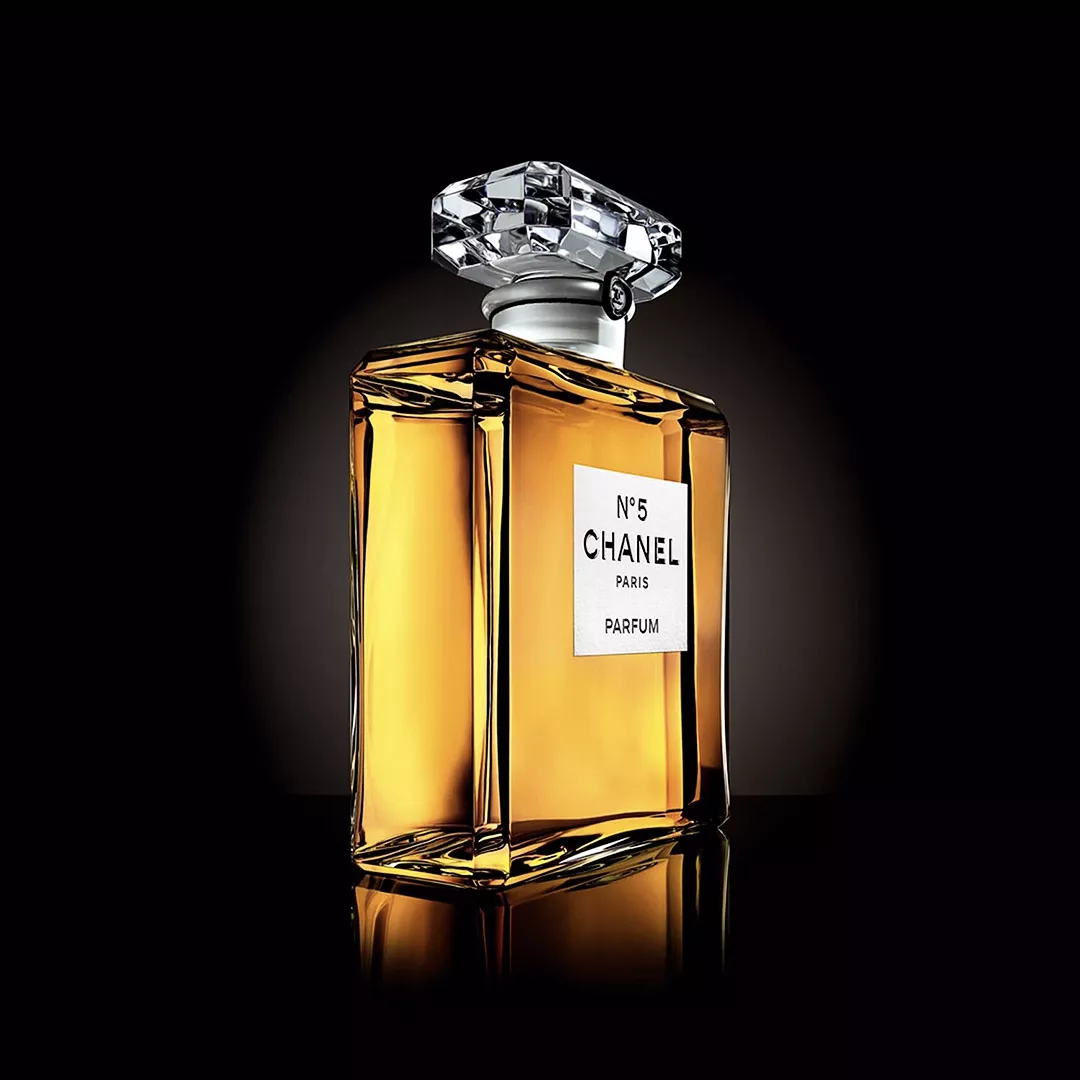 عطر شانيل N°5 للنساء 100 مل من ماركة Chanel - أكسيك Axeek