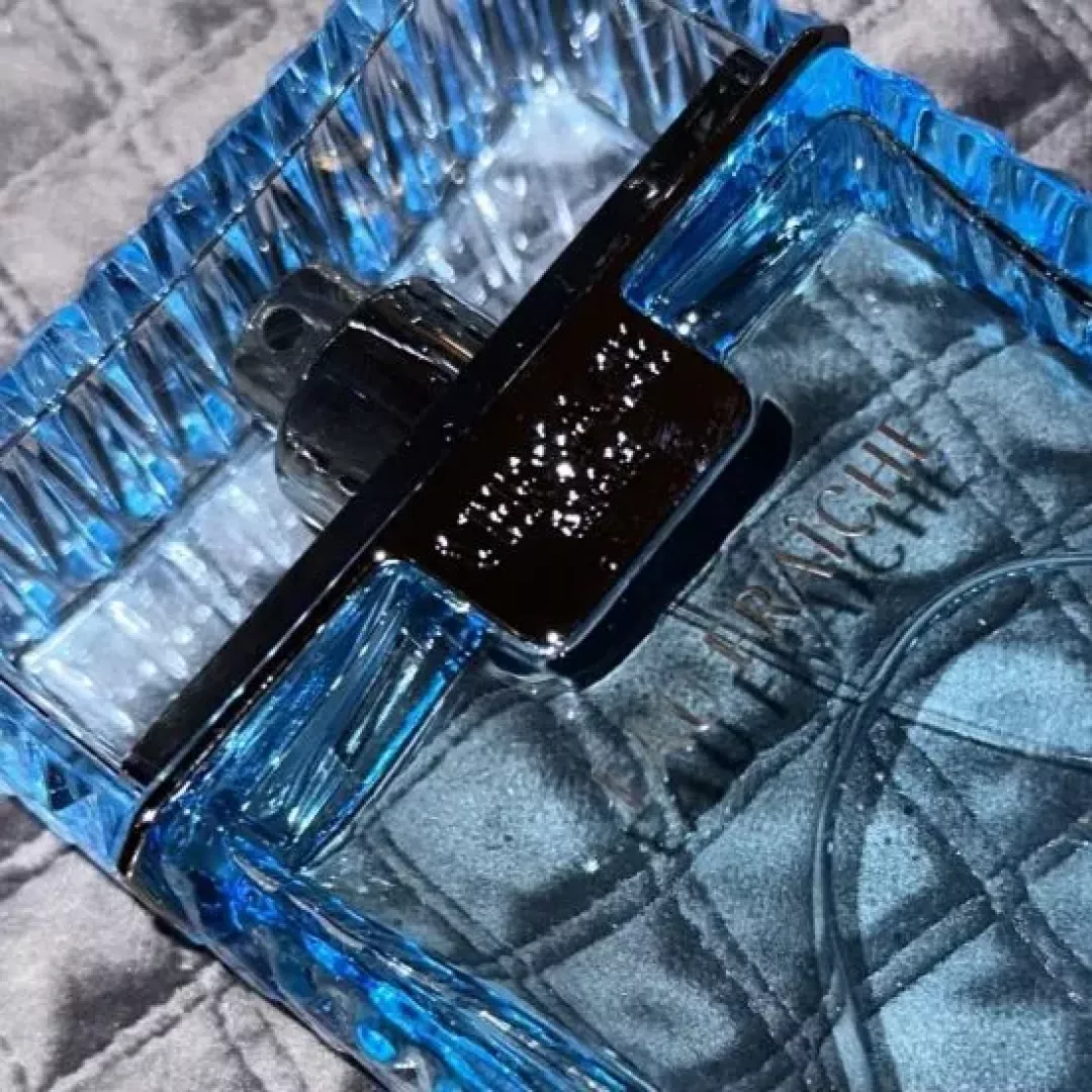 عطر فرزاتشي او فريش - أو دي تواليت للرجال 100 مل من ماركة Versace - أكسيك Axeek