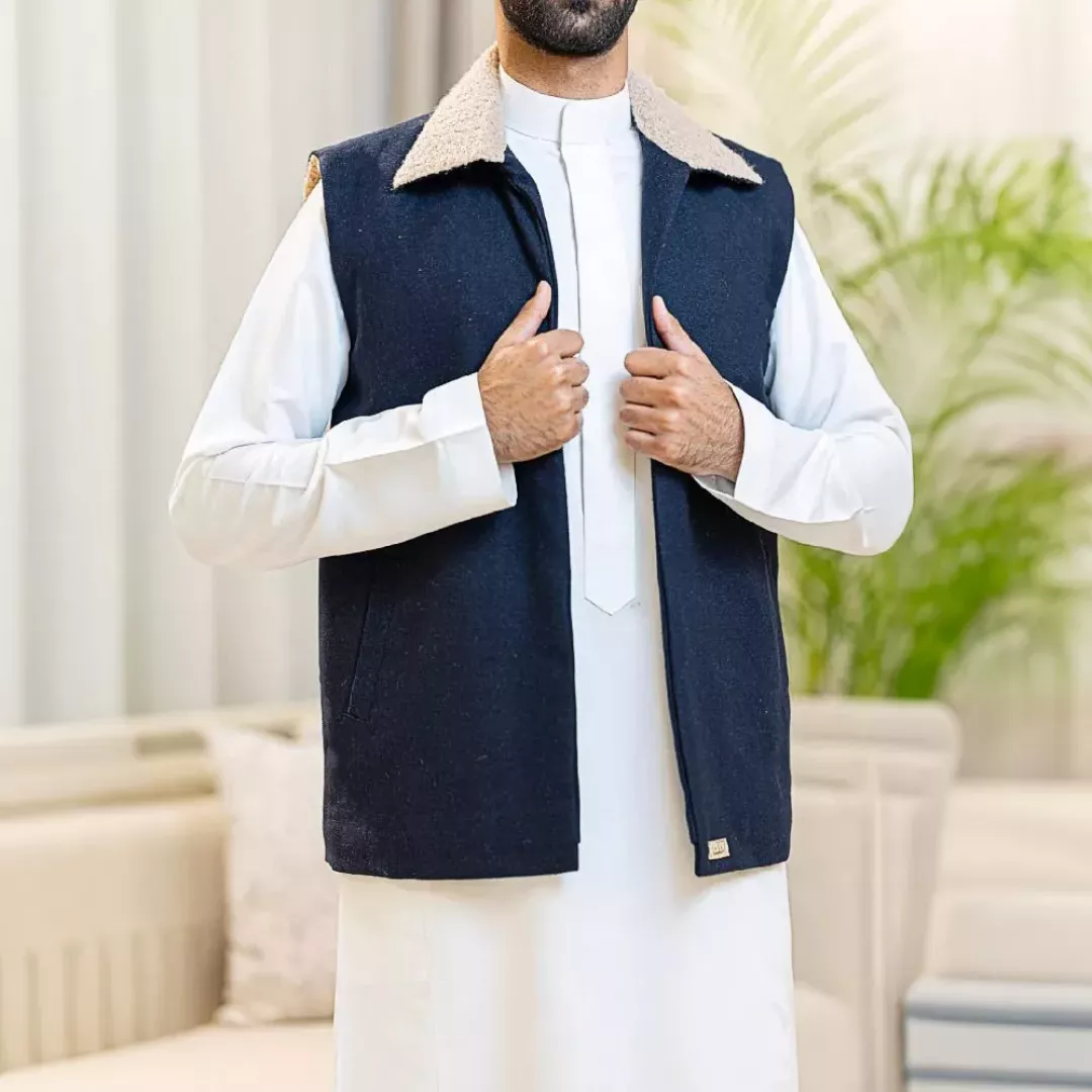 سديري جوخ رجالي ازرق غامق H07 من ماركة SHLTA - أكسيك Axeek