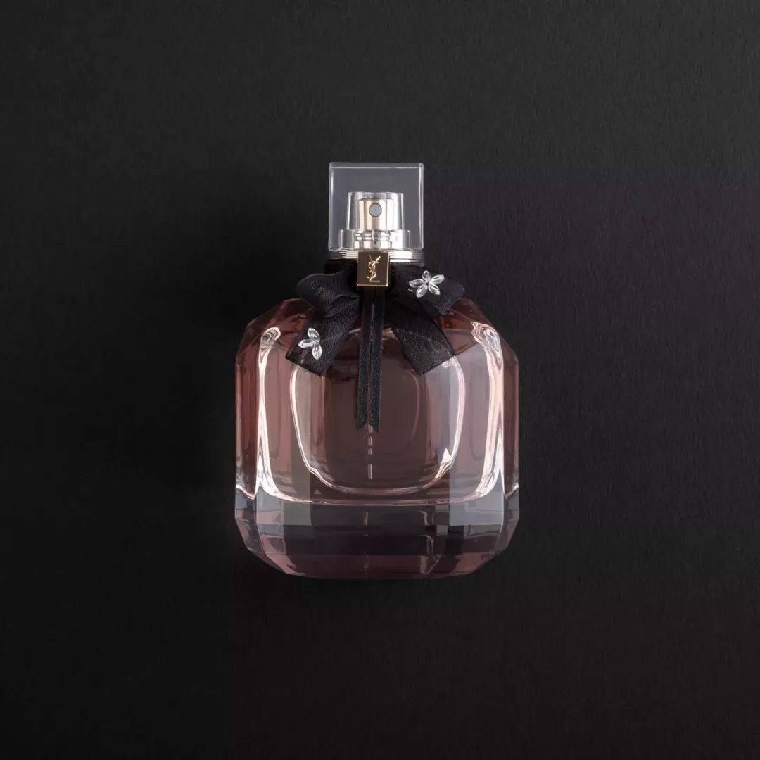 عطر اف سان لوران مون باريس بارفيوم فلورال للنساء 90 مل من ماركة Yves Saint Laurent - أكسيك Axeek