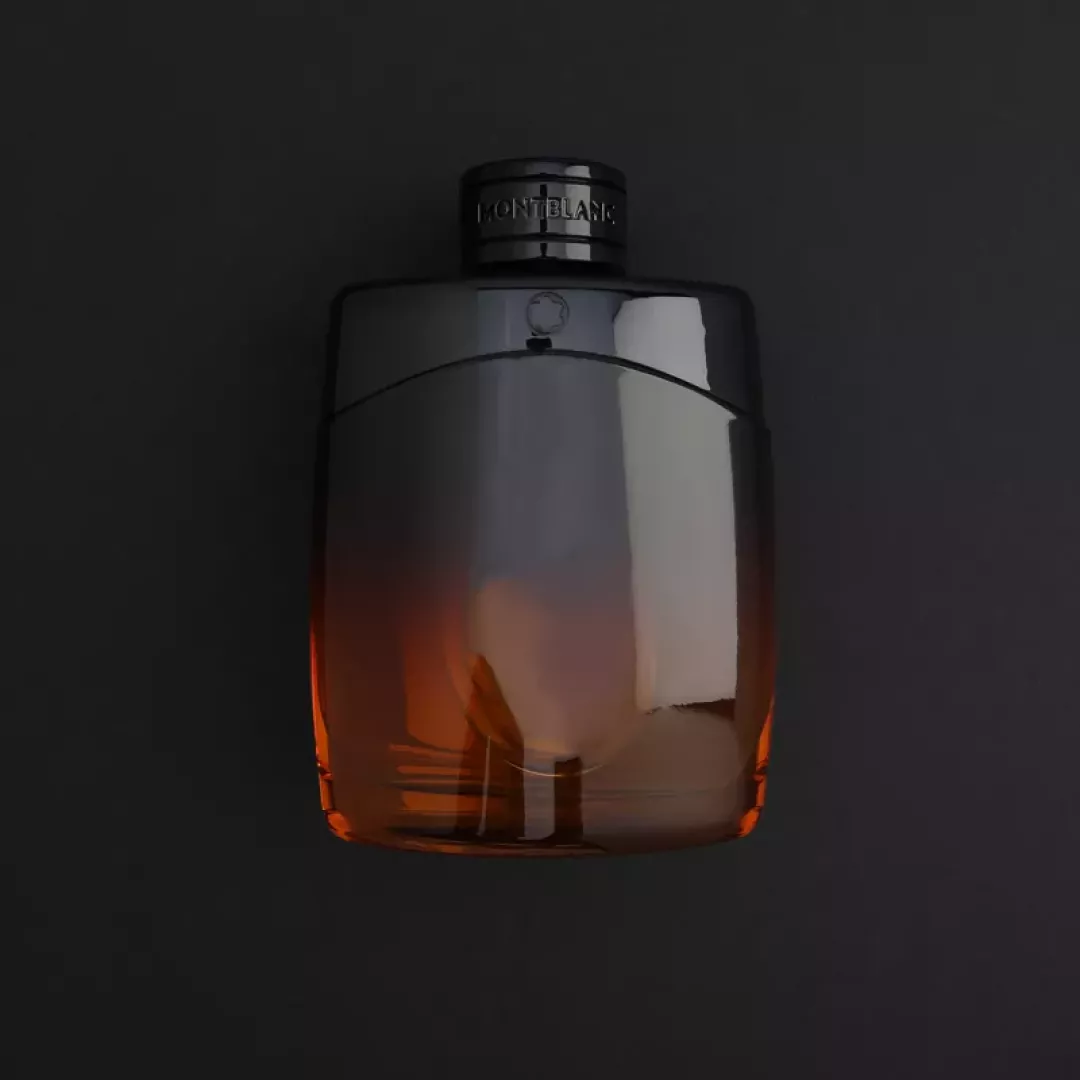 عطر مونت بلانك ليجند نايت للرجال 100 مل من ماركة Mont Blanc - أكسيك Axeek