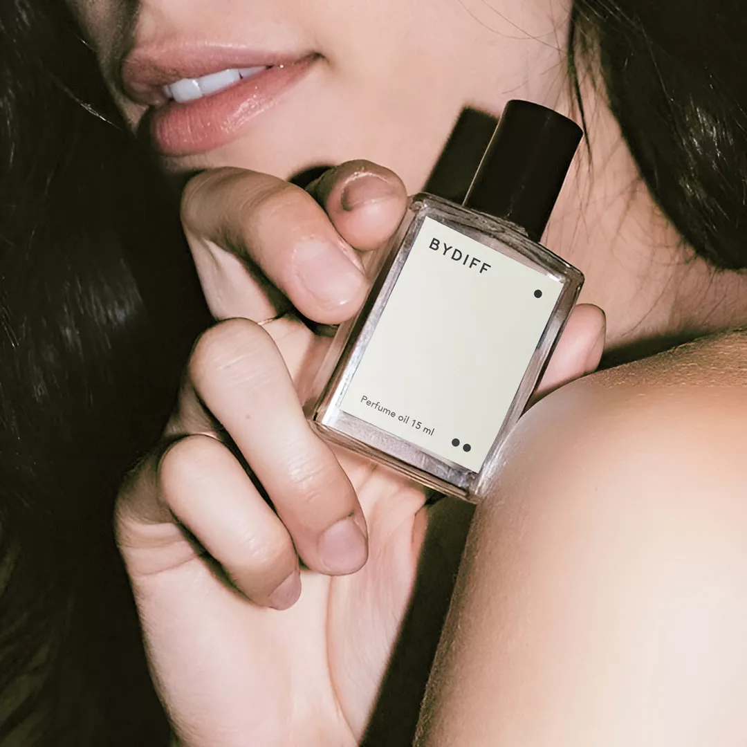 عطر N°5 مركز للنساء بايدف W38 من ماركة BYDIFF - أكسيك Axeek